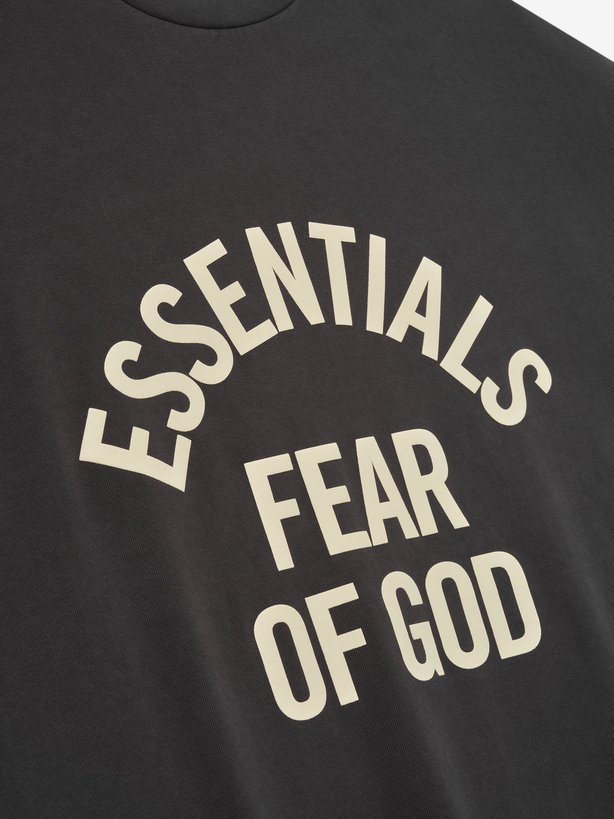 Remera Fear of God Essentials Campus 90s Faded Black