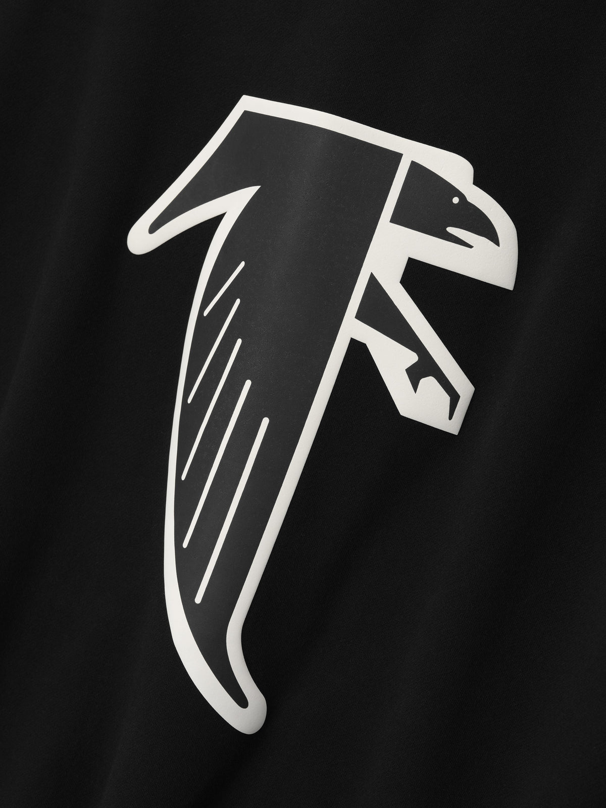 Buzo Fear of God Essentials Falcons Negro