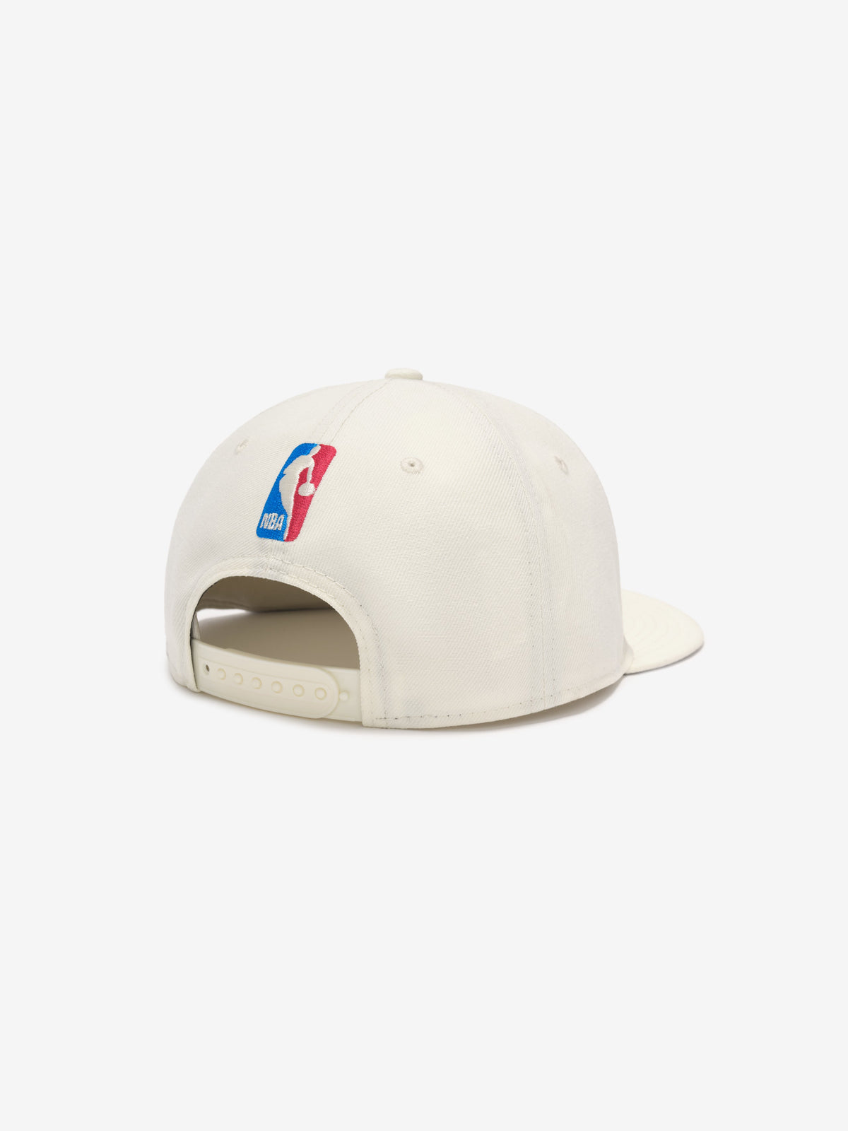 Remera Fear of God Essentials Nba 9fifty Rc Snapback Cream White