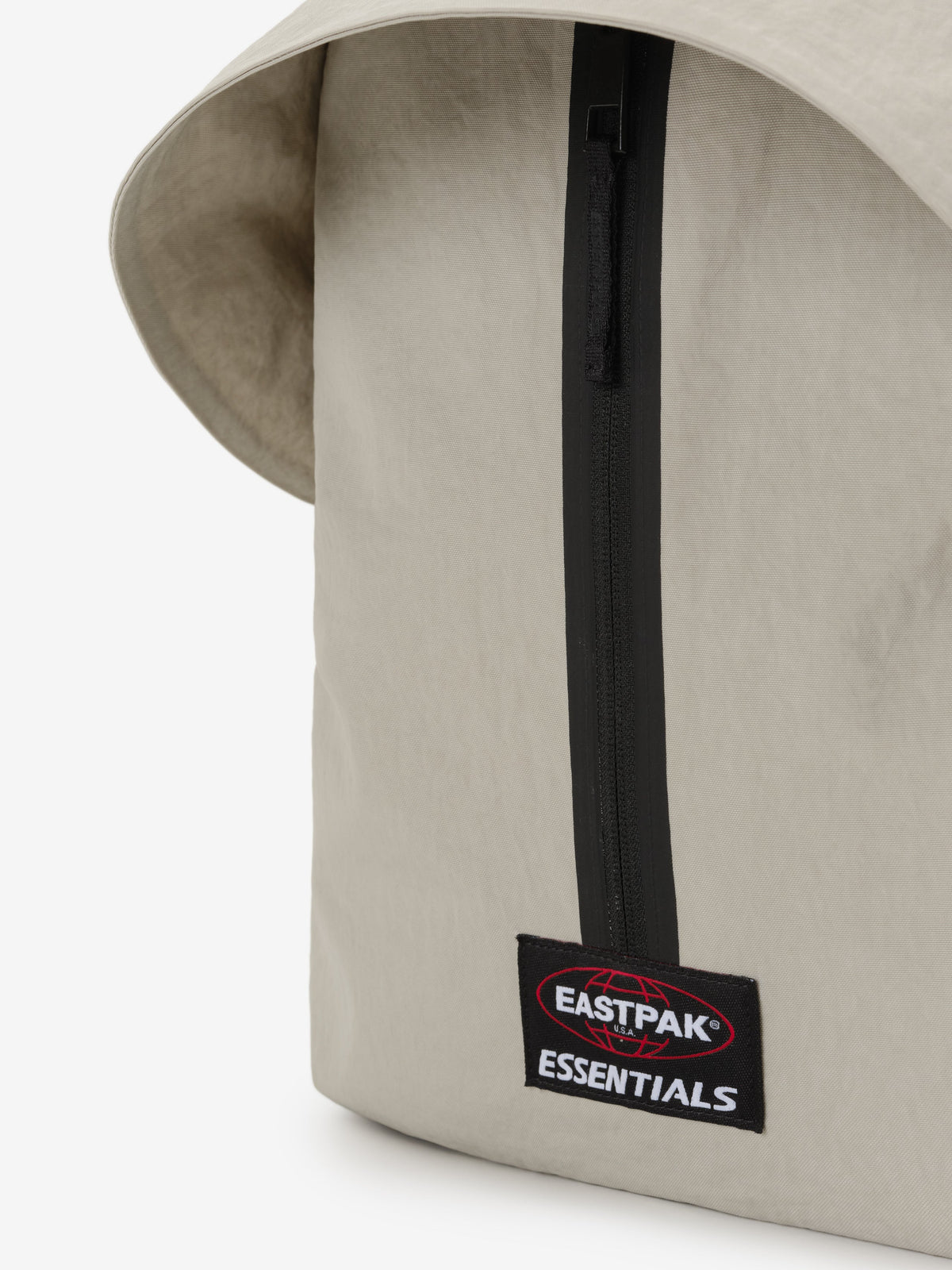 Mochila Fear of God Essentials Backpack Cement