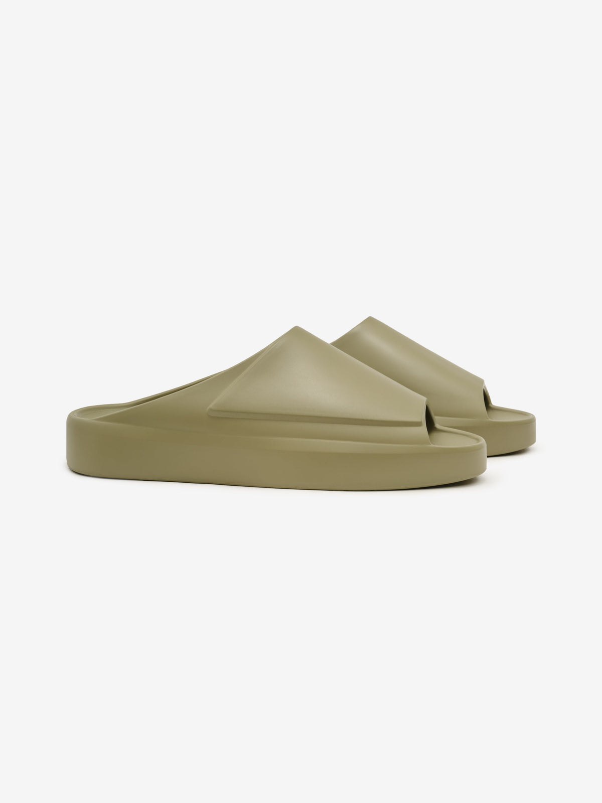 Remera Fear of God Essentials Los Feliz Clay