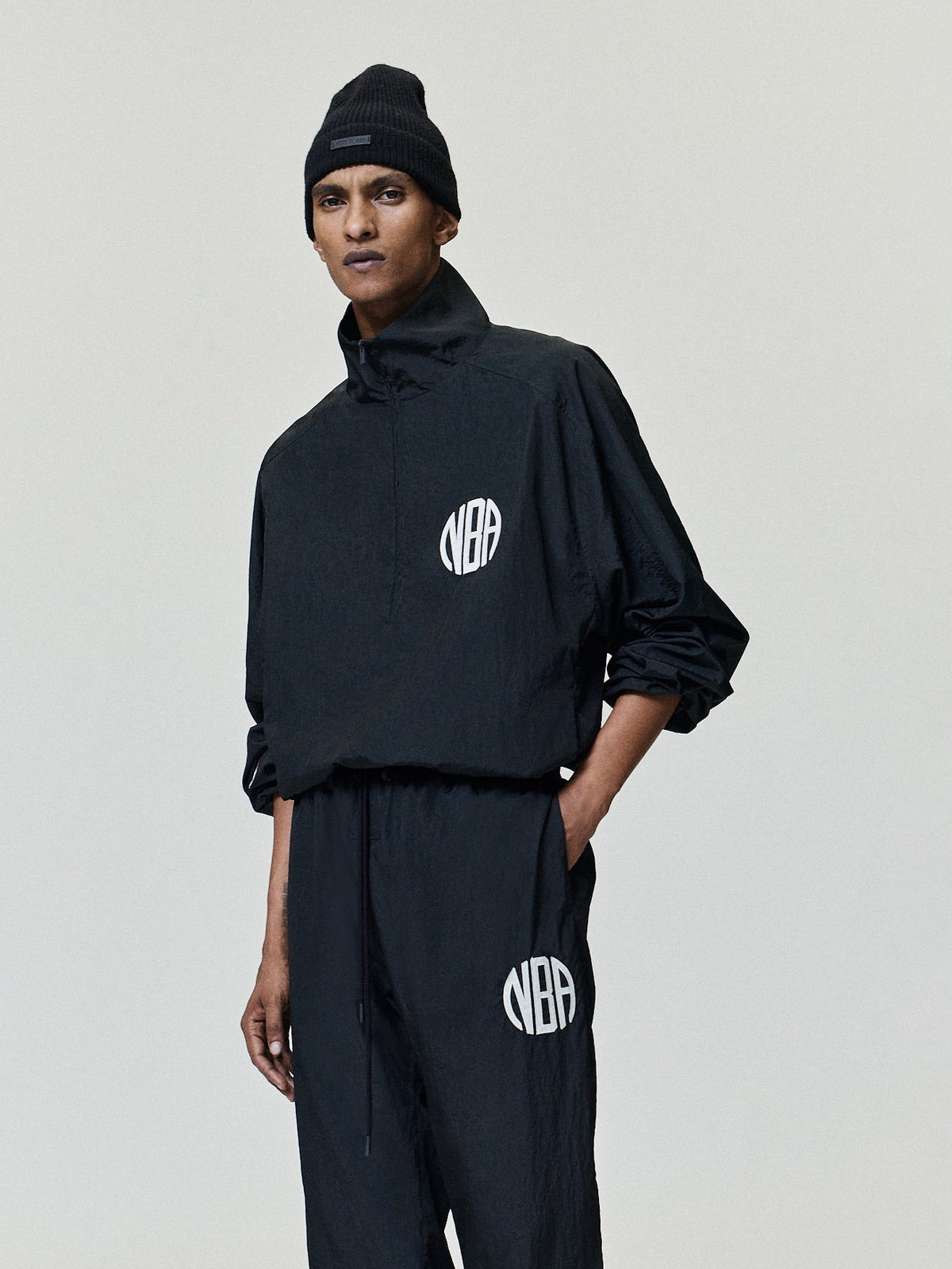 Campera Fear of God Essentials 1 2 Slim Monogram Negro