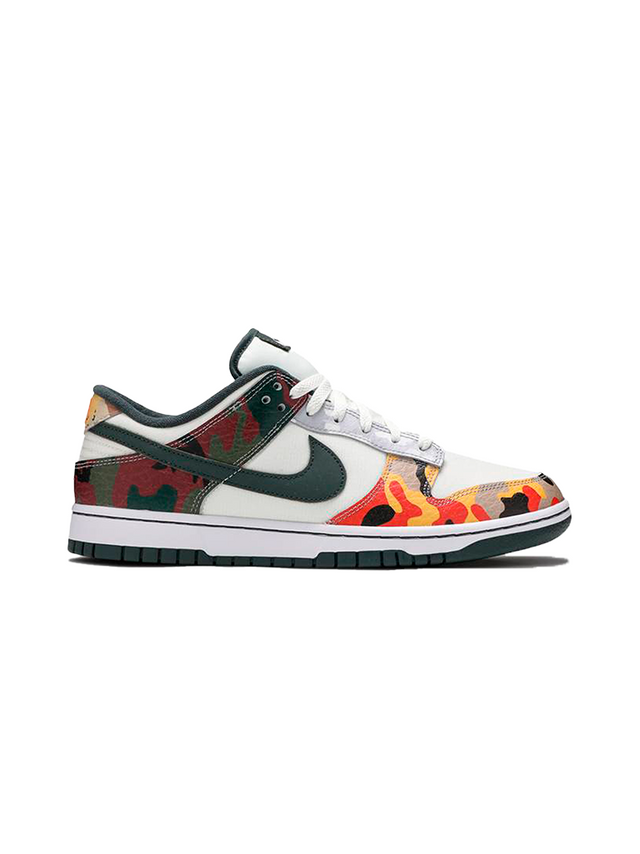 Nike Dunk Low SE Multicamo