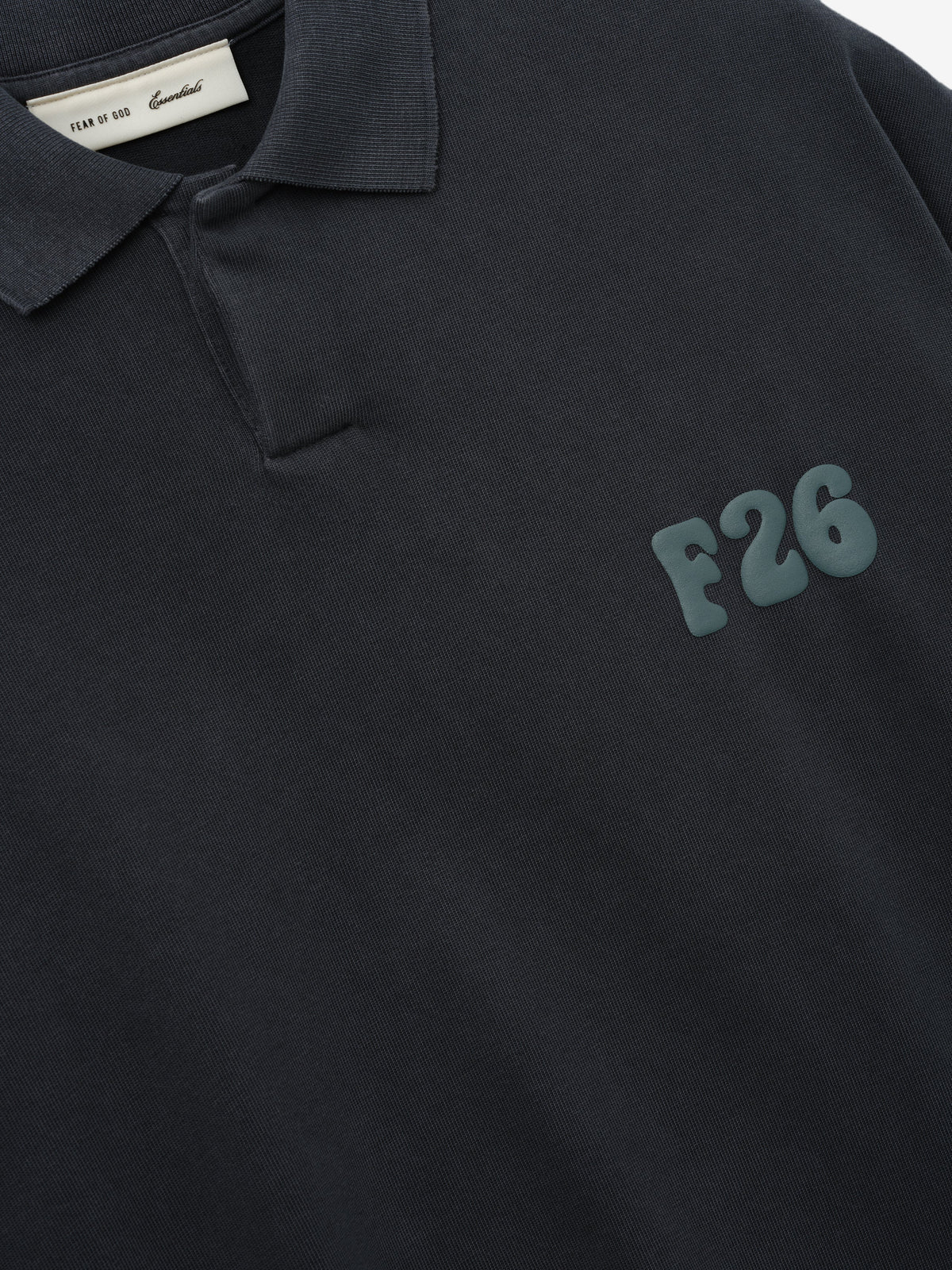 Remera Polo Fear of God Essentials Heavy Cropped Washed Iron Grey