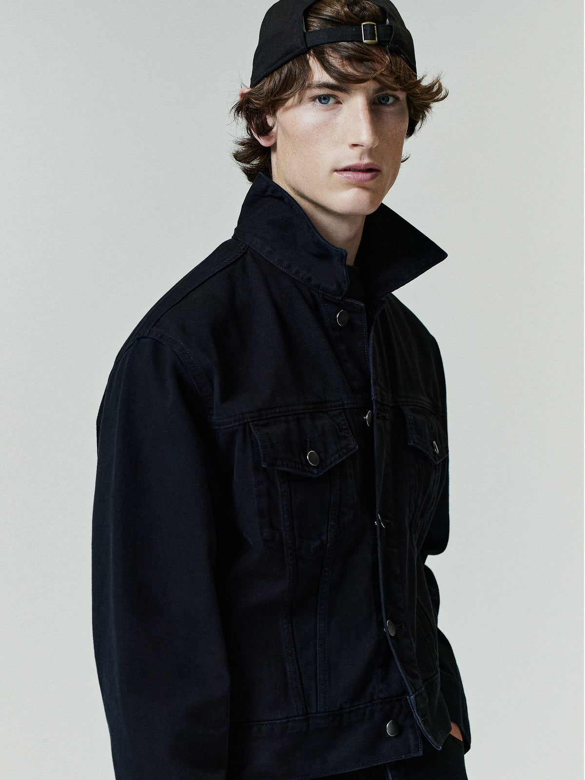 Campera Fear of God Essentials Classic Denim Overdyed Black