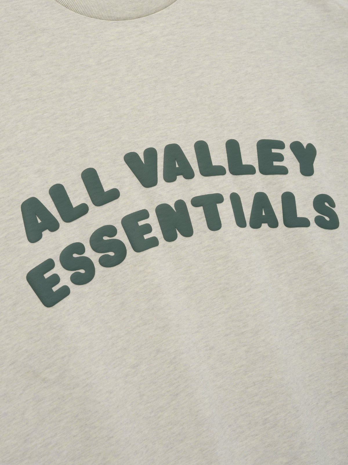Remera Fear of God Essentials Merch Boxy Fit Vanilla Heather