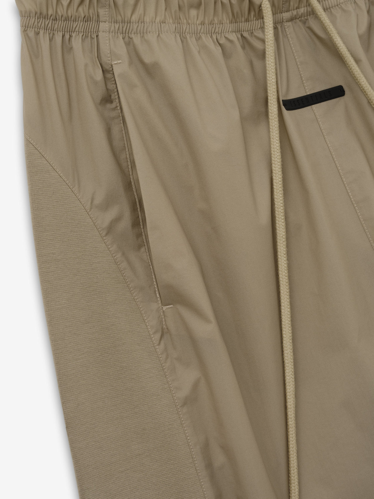 Pantalón Fear of God Essentials Slim Panelled Rib Clay