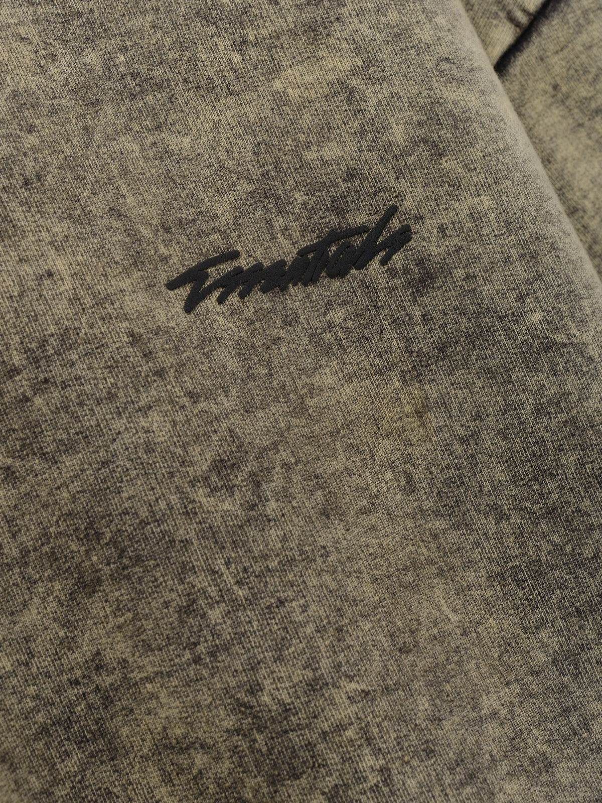 Buzo Fear of God Essentials Classic Raglan Sulphur Black Cloud Wash