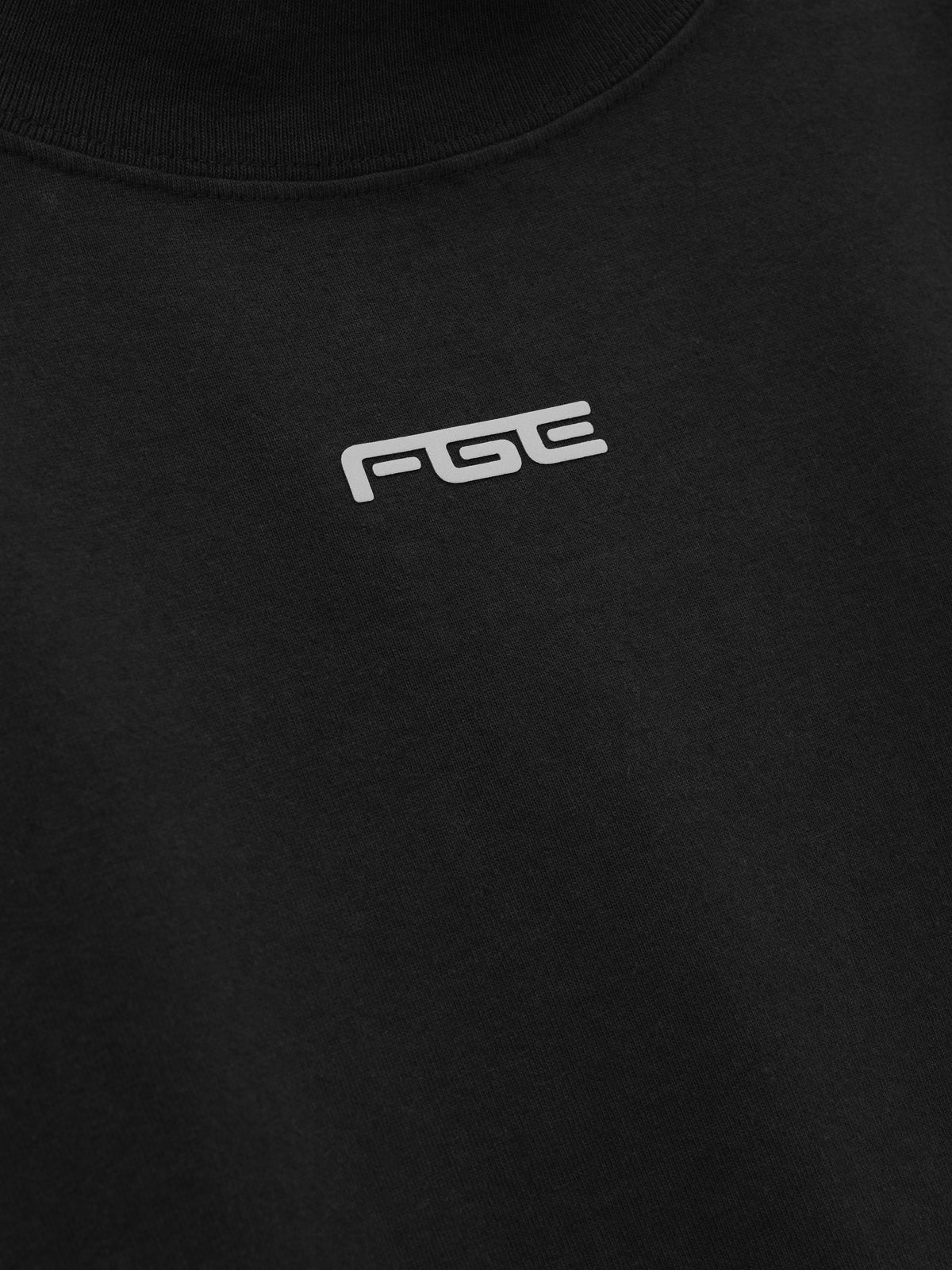 Remera Fear of God Essentials Slim Mockneck Washed Vintage Black