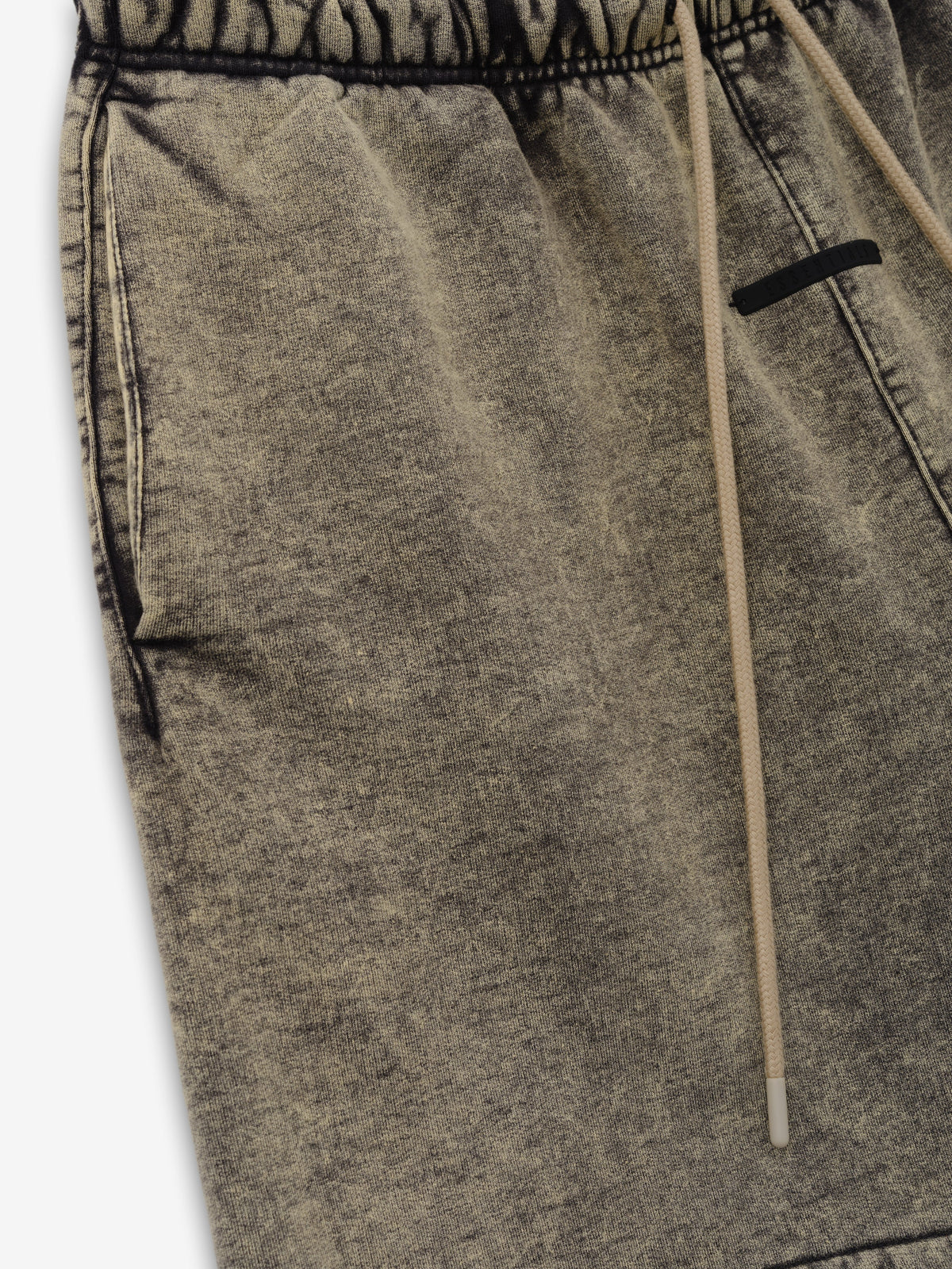 Shorts Fear of God Essentials Classic Sulphur Black Cloud Wash