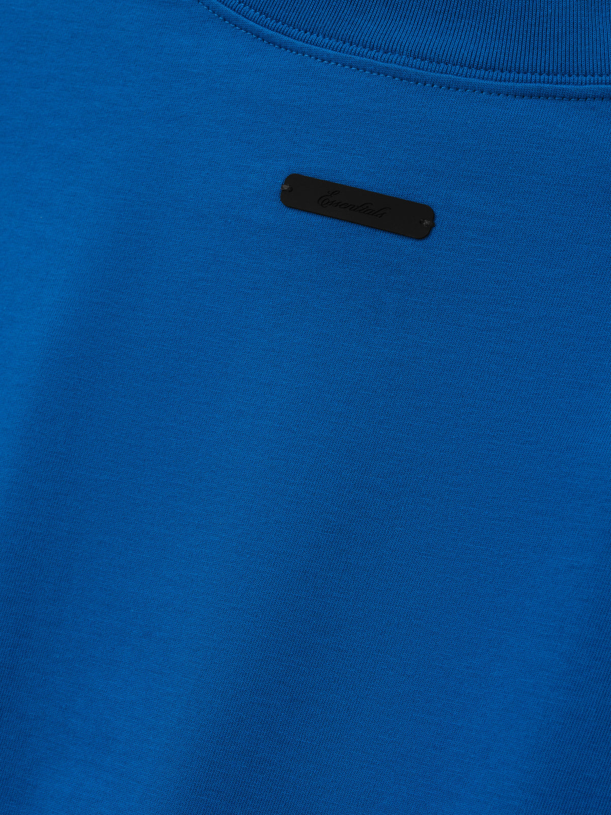 Remera Fear of God Essentials Knicks Muscle Blue Sapphire