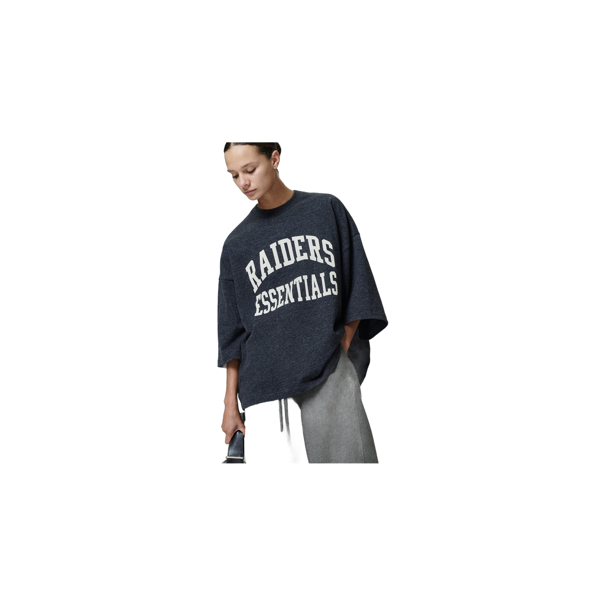 Remera Fear of God Essentials Raiders Merch Iron Grey Heather