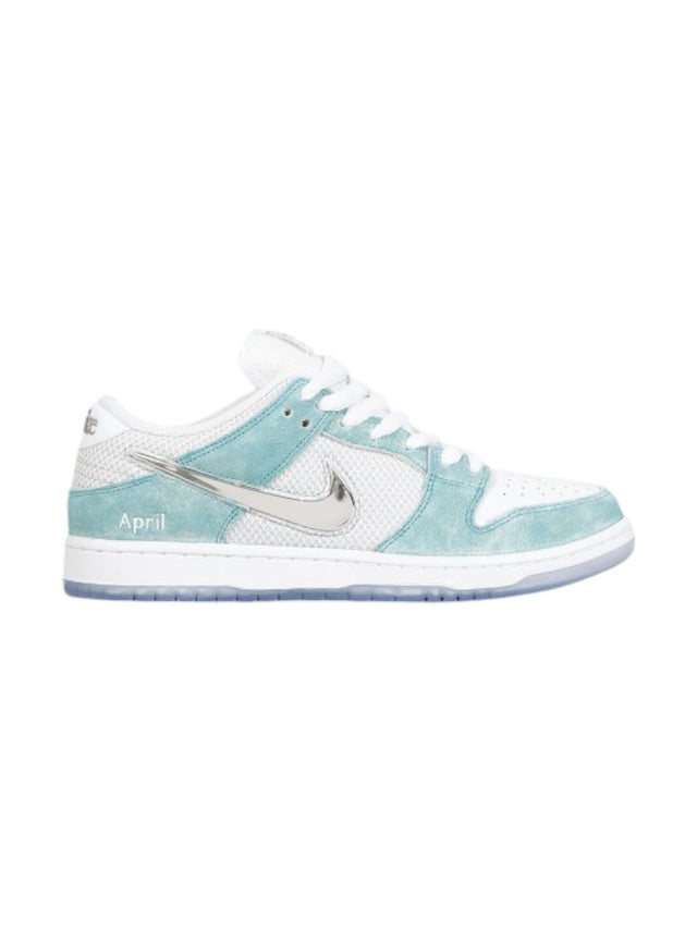 Nike SB Dunk April